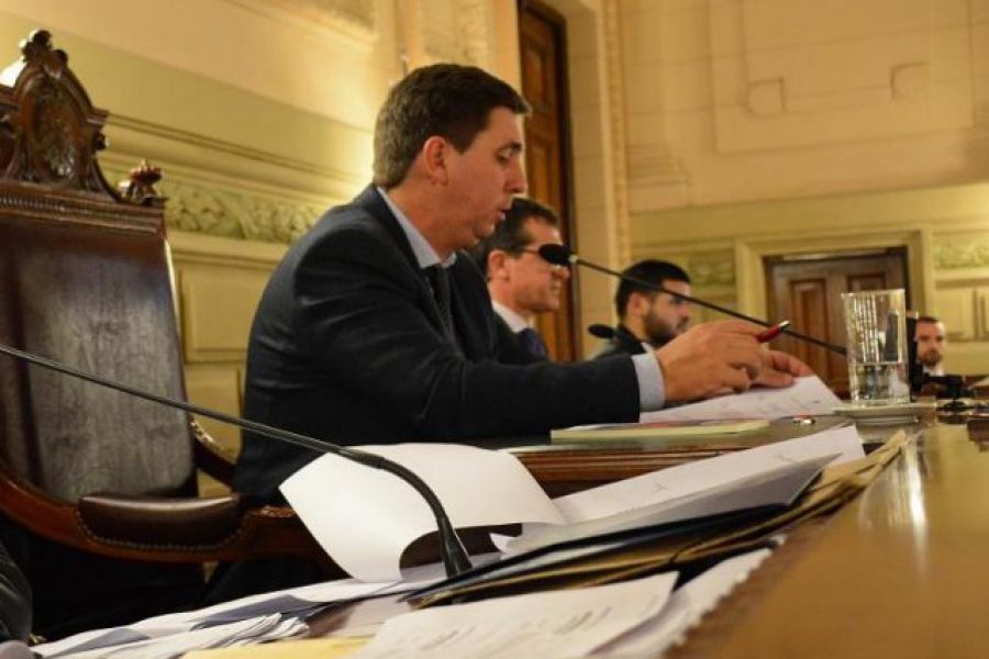 Media sanción para el proyecto de la lechería santafesina