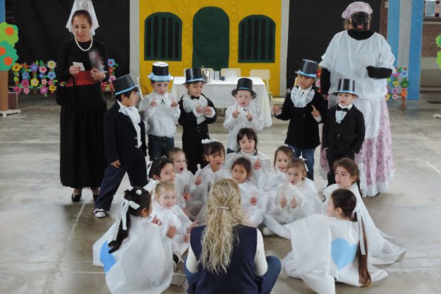 Acto Patrio del Jardin 124 - Foto FM Spacio