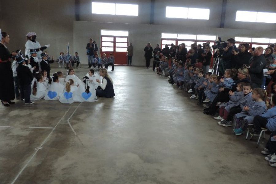 Acto Patrio del Jardin 124 - Foto FM Spacio
