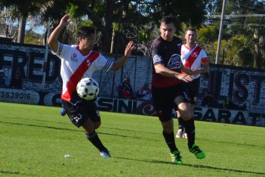 LEF Primera CCSC vs CAF - Foto FM Spacio