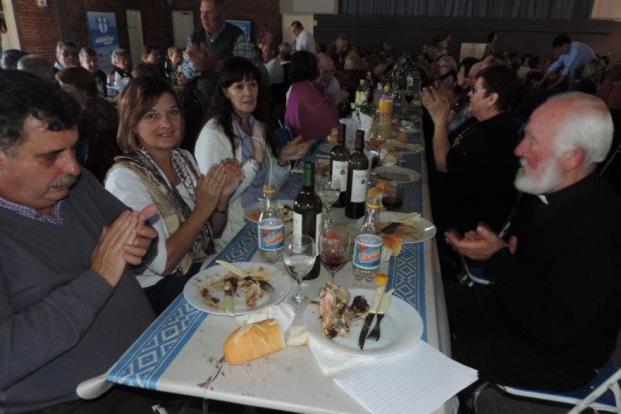 Almuerzo aniversario del Club de Abuelos - Foto FM Spacio