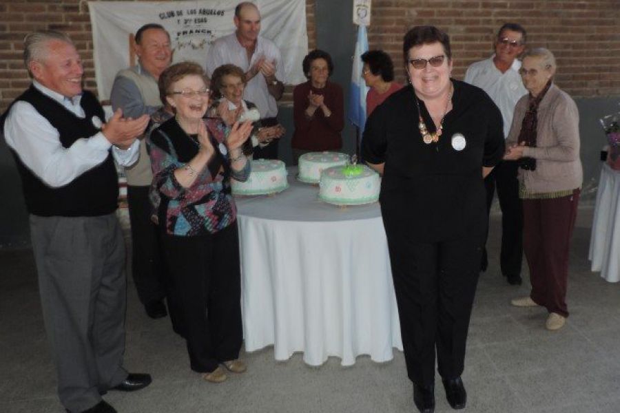 Almuerzo aniversario del Club de Abuelos - Foto FM Spacio