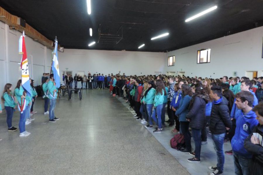 Acto Patrio de la 298 - Foto FM Spacio
