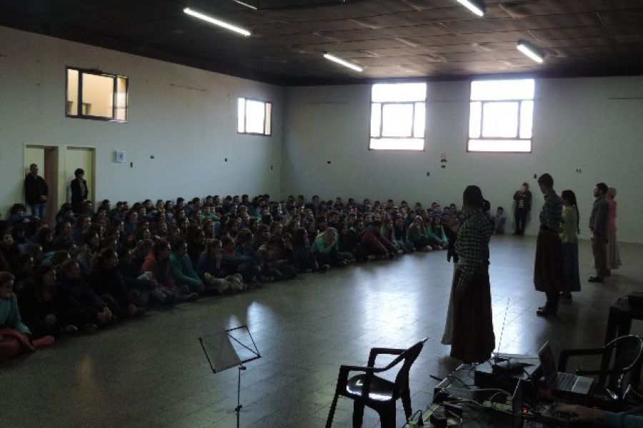 Acto Patrio de la 298 - Foto FM Spacio
