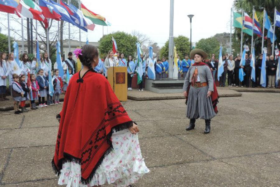 Acto por la Independencia - Foto FM Spacio