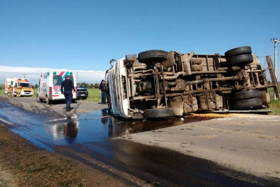 Vuelco de camion - Foto BVF