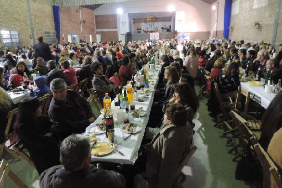 Cena Pro-Obras Parroquial - Foto FM Spacio