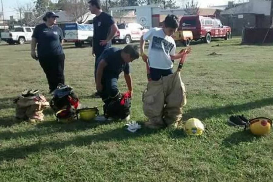 Encuentro de Cadetes - Foto Bomberos Franck