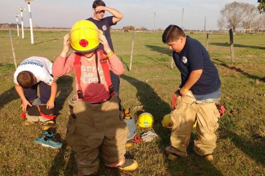 Encuentro de Cadetes - Foto Bomberos Franck