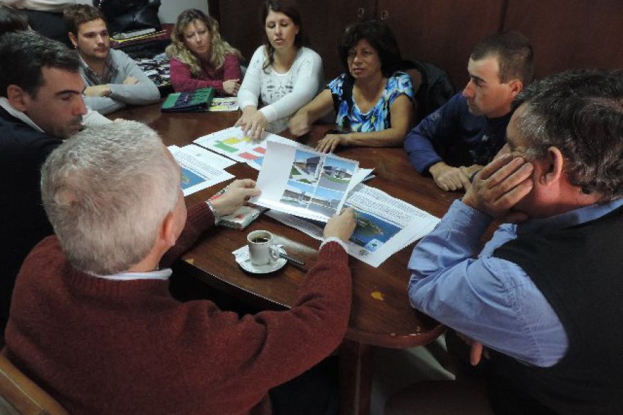 Degiorgio y ACADis con Iparraguirre, y Ritter - Foto Comuna de Franck