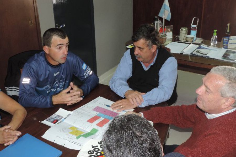 Degiorgio y ACADis con Iparraguirre, y Ritter - Foto Comuna de Franck