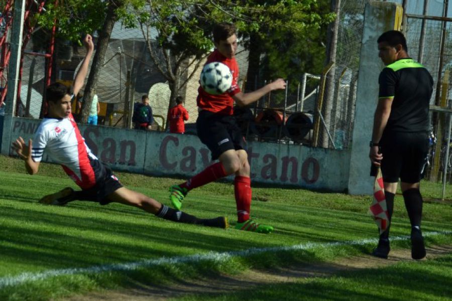 LEF Inferiores CAF vs CABM - Foto FM Spacio