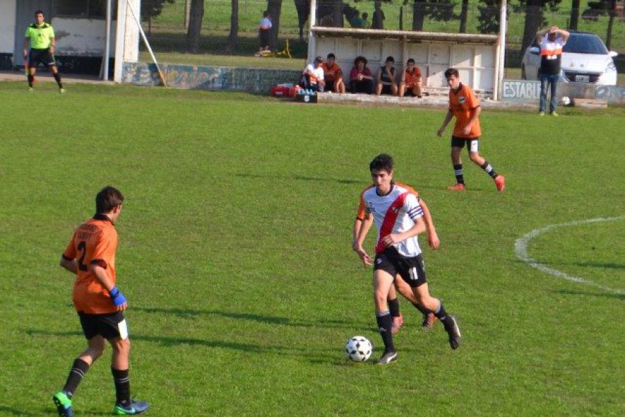 LEF Inferiores USD vs CAF - Foto FM Spacio