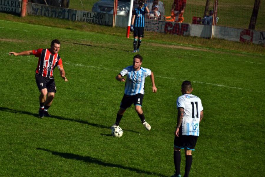 LEF Primera CAF vs CAA - Foto FM Spacio