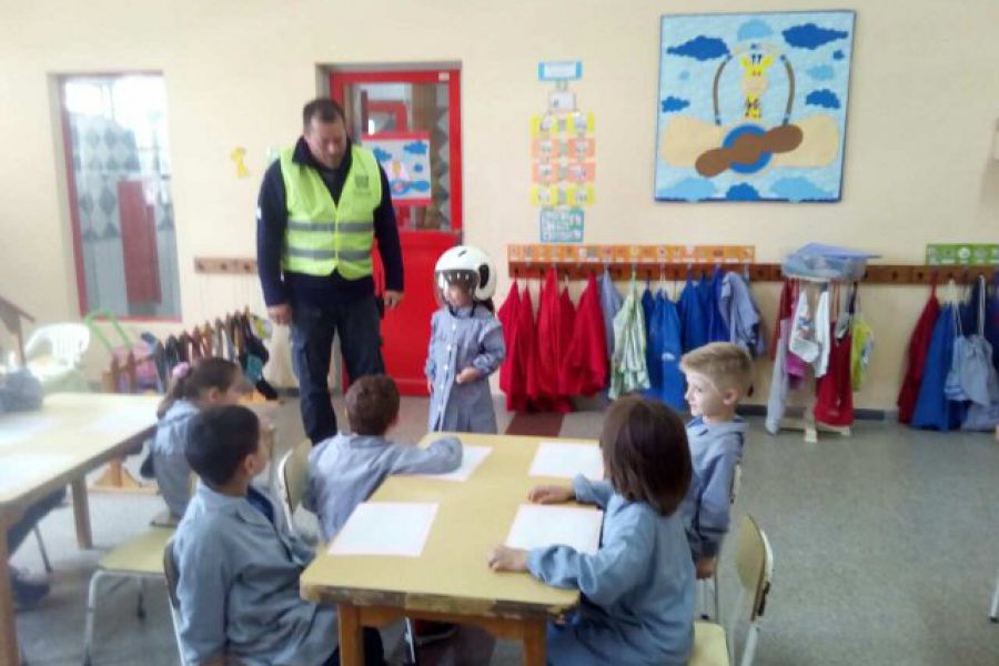 Educación vial en el Jardin - Foto Comuna de Franck