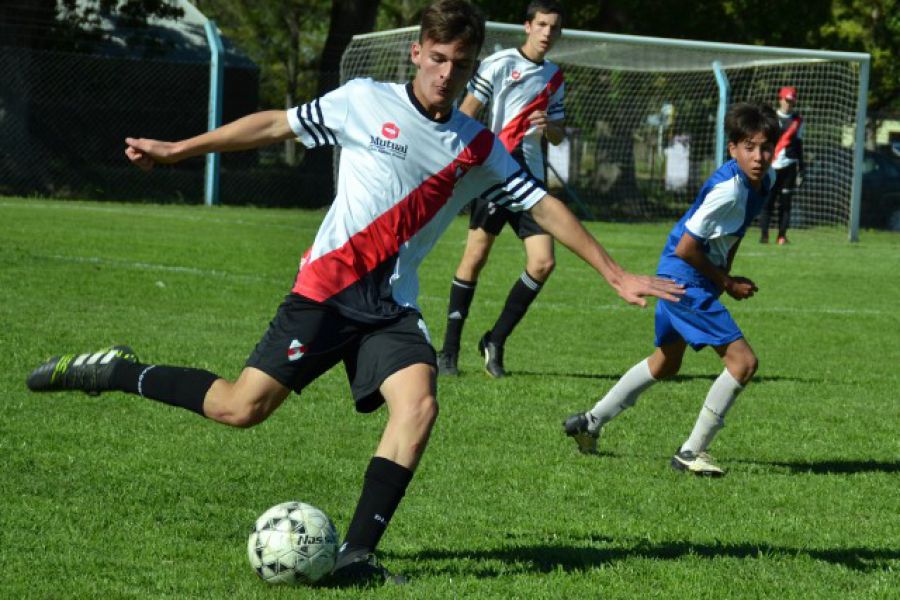 LEF Inferiores CDG vs CAF - Foto FM Spacio