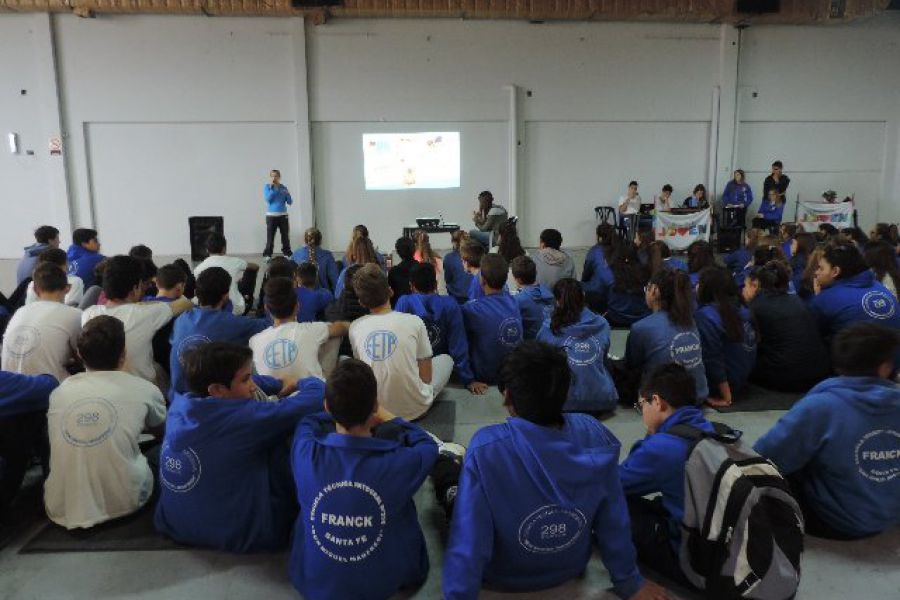 Presentaron  Depor-Salud - Foto FM Spacio