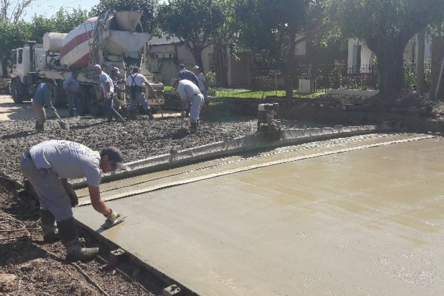 Obras hidricas y de pavimento - Foto Comuna de Franck