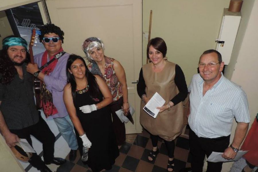 Taller de Canto y Danzas Arabes - Foto Comuna de Franck