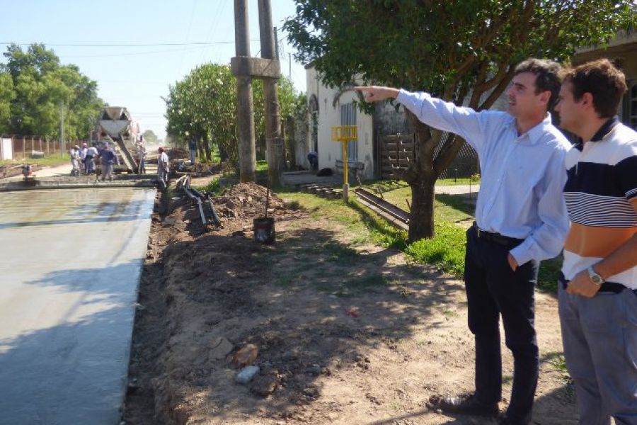 Obras hidricas y de pavimento - Foto Comuna de Franck