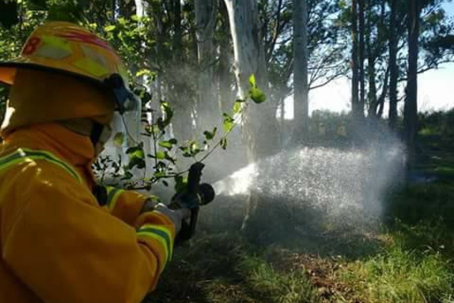 Incendio en zona rural y actualidad de Bomberos