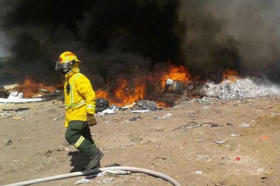 Incendio - Foto Bomberos Voluntarios