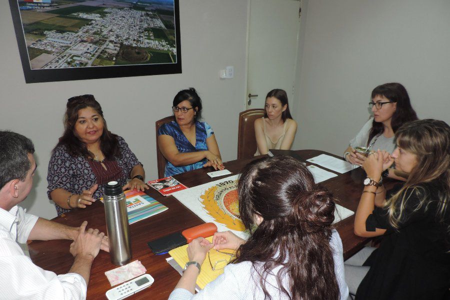 Reunion con Profesionales Sociales - Foto Comuna de Franck