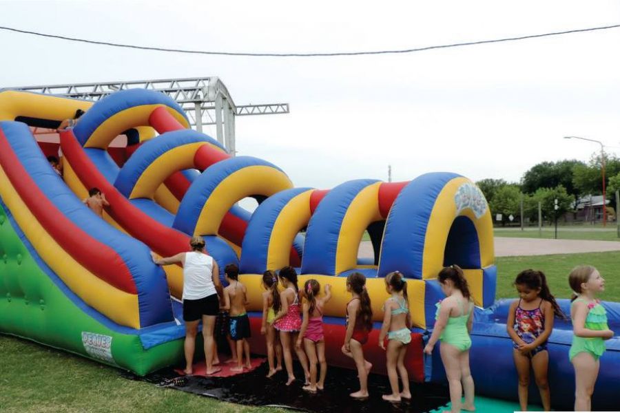 Fiesta del agua en Vacacionarte - Foto Comuna de Franck