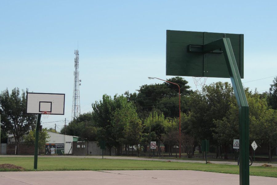 Refacciones en el Polideportivo