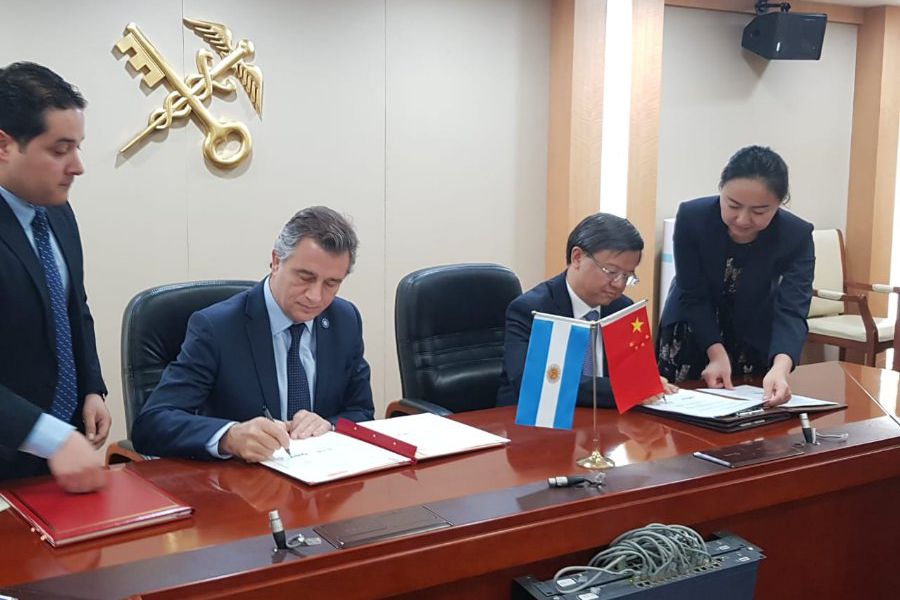 Firma de acuerdo China y Argentina