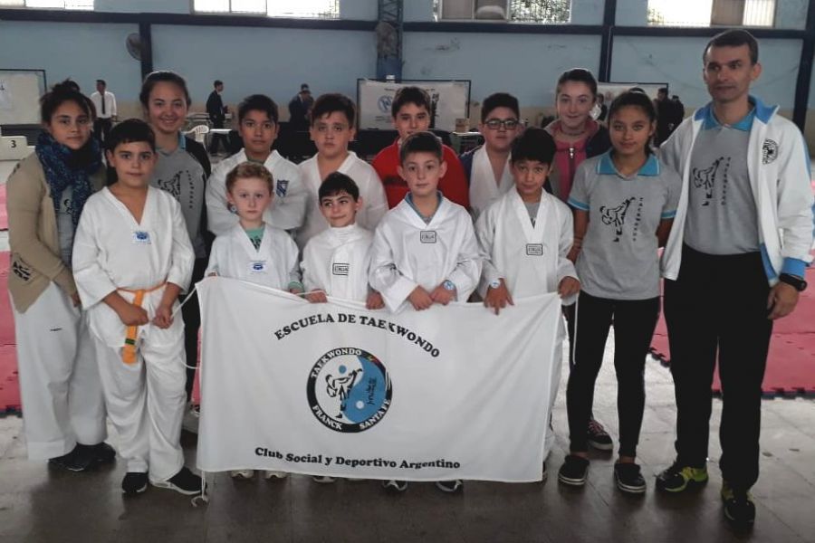 Taekwondo del CSyDA en Coronda