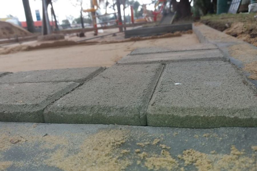 Adoquinado ciclovía norte