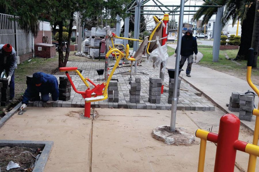 Adoquinado ciclovía norte