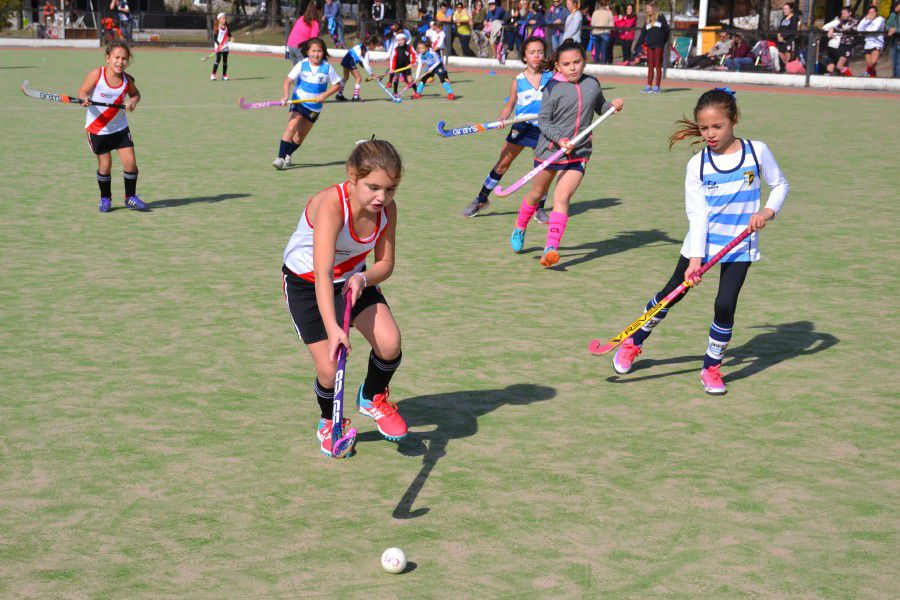 Hockey CAF vs Rowing Blanco