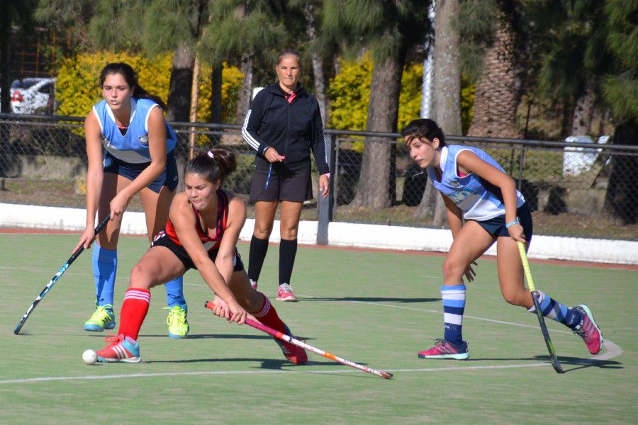 Hockey CAF vs Rowing Blanco