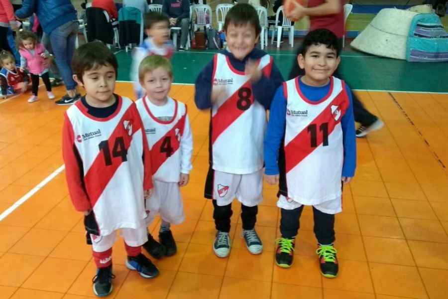 Encuentro de Basquet CAF en CAA