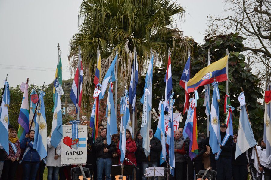 Acto Oficial por la Indepedencia - Foto CdF