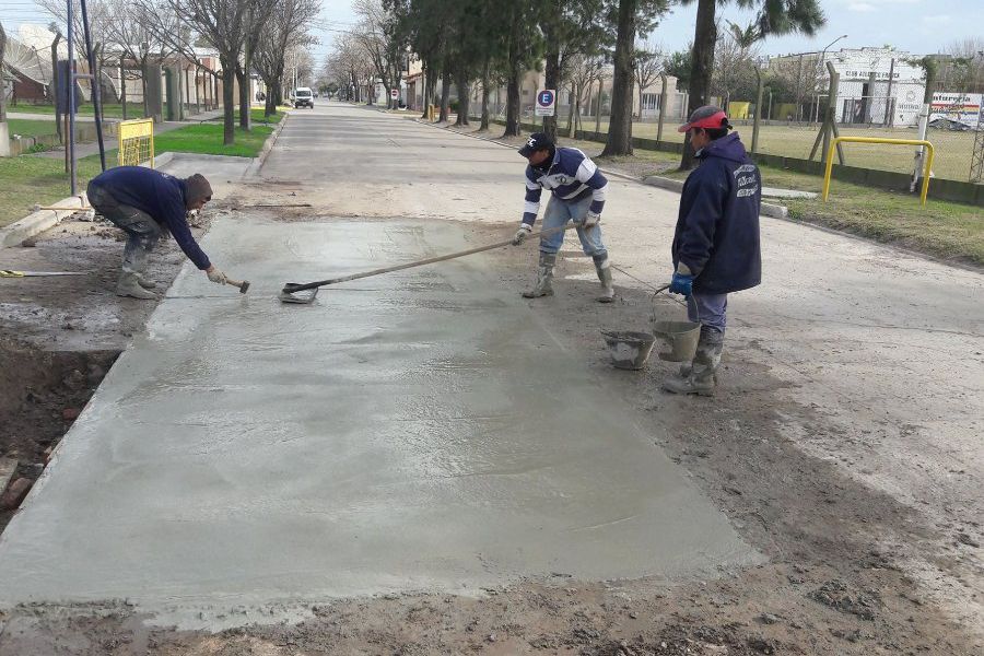 Bacheo calle Marfredi - Foto CdF