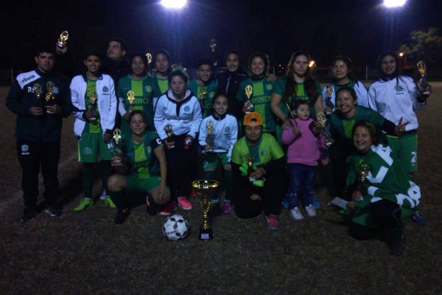 Las Chapes - Campeonas del Super 8