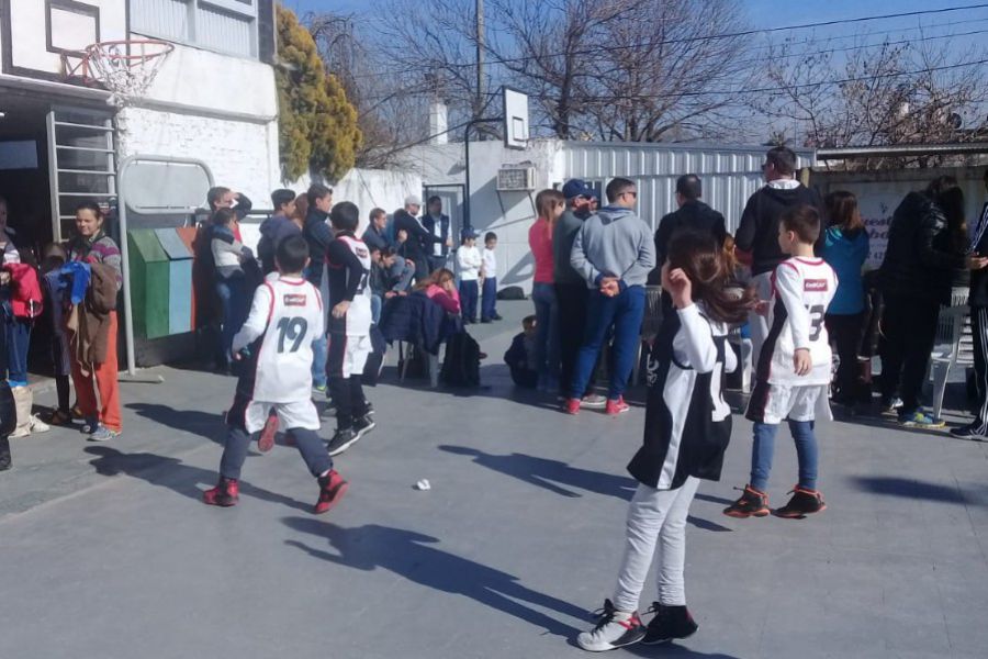 Encuentro de Basquet CAF - Foto GB