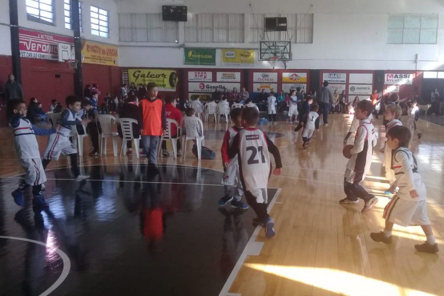 Encuentro de Basquet CAF - Foto GB