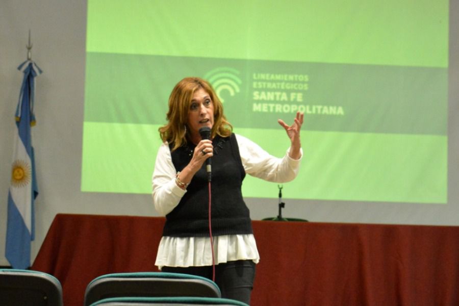 Adriana Molina - ECAM