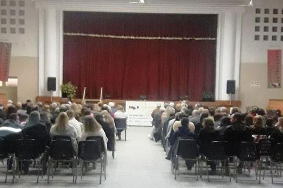 Teatro benéfico - Biblioteca Popular Mariano Moreno