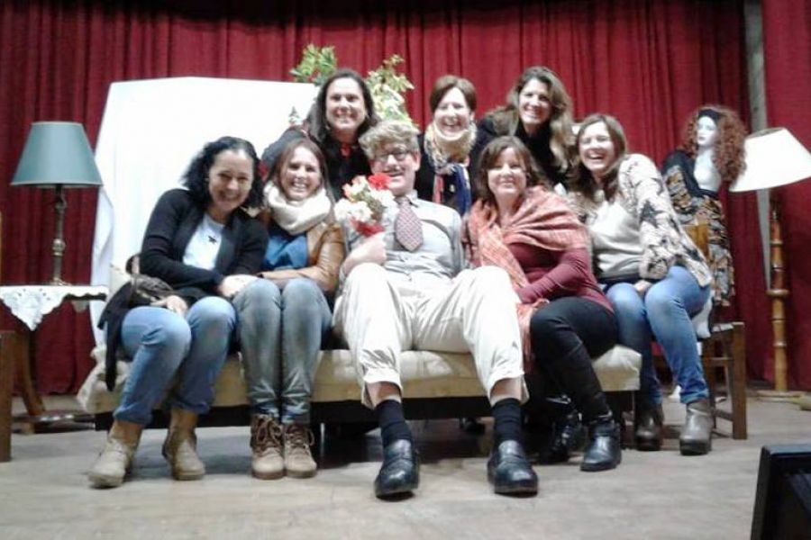 Teatro benéfico - Biblioteca Popular Mariano Moreno