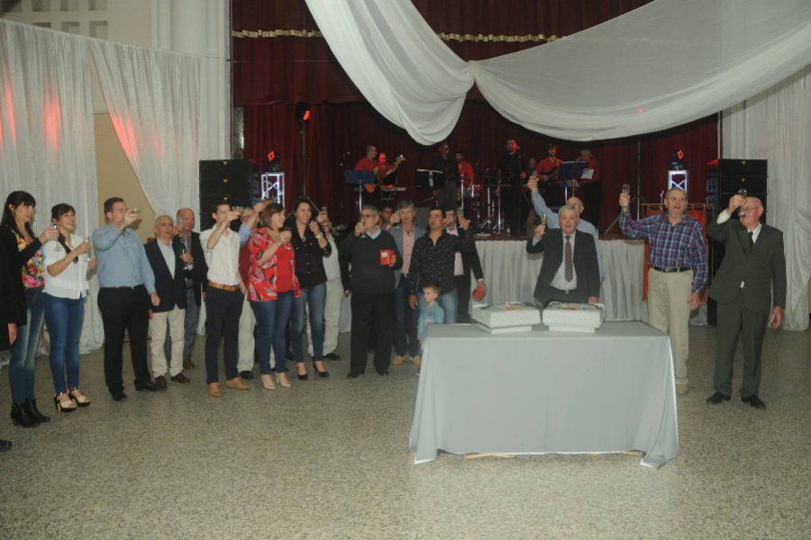 Fiesta aniversario La Fraternal - Foto Maximagen Digital