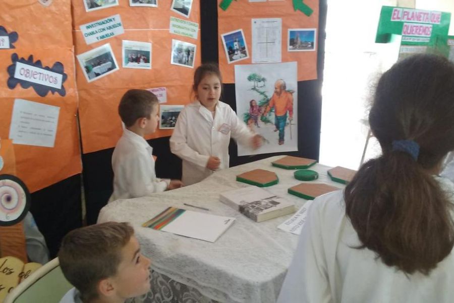 Eureka en Escuela Primaria 321