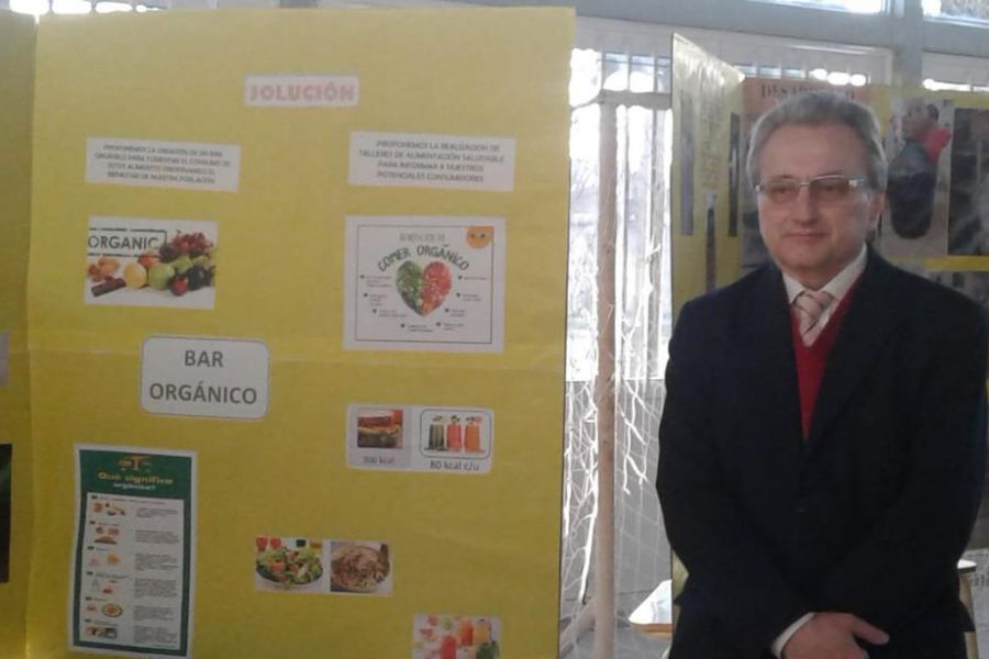 Eureka en Escuela Primaria 321
