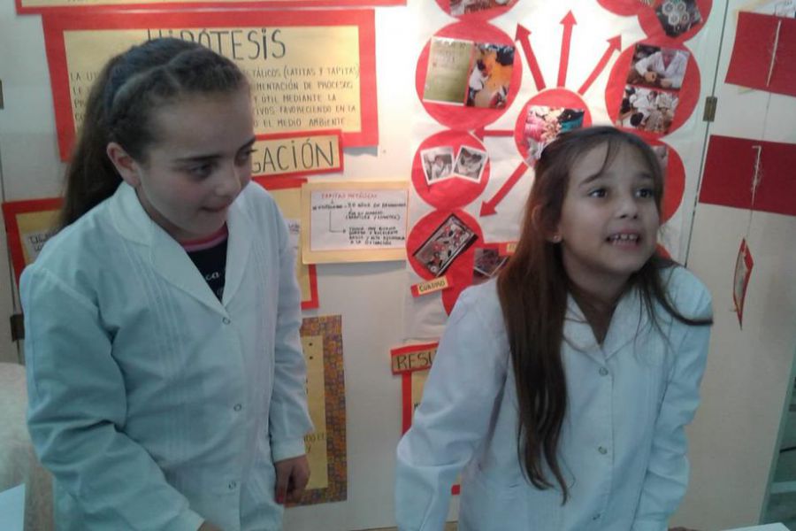 Eureka en Escuela Primaria 321