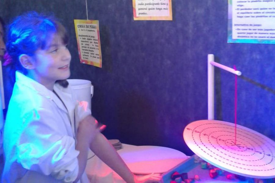 Eureka en Escuela Primaria 321