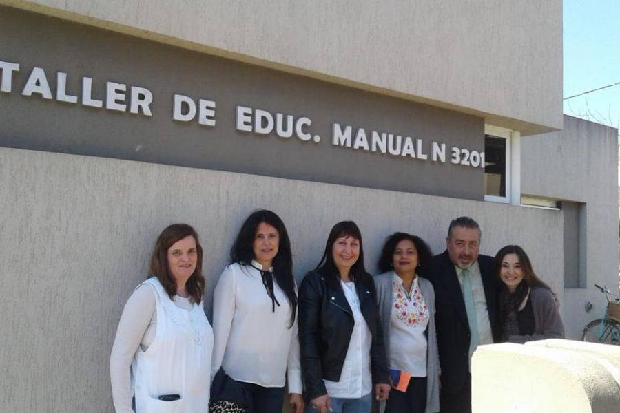 Eureka en Escuela Primaria 321